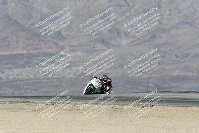 media/Dec-07-2025-CVMA (Sun) [[3e7d2de5dc]]/Race 9-Formula UL Shootout/